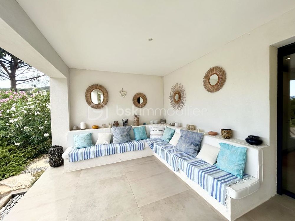 � vendre  Villa Grimaud (83310)