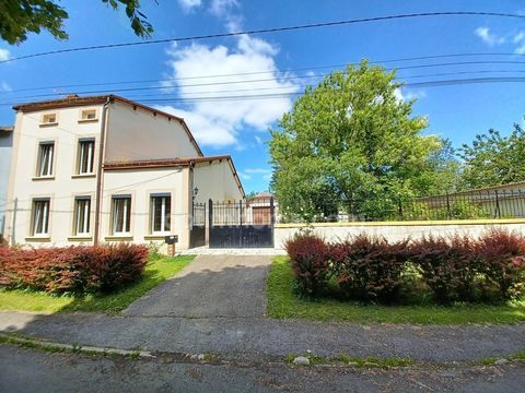  MAISON DE MAITRE 4 CHAMBRES/ JARDINS/GARAGE SANS VIS A VIS!!! A VENDRE!!! Maison - 6 pi�ce(s) - 210 m�