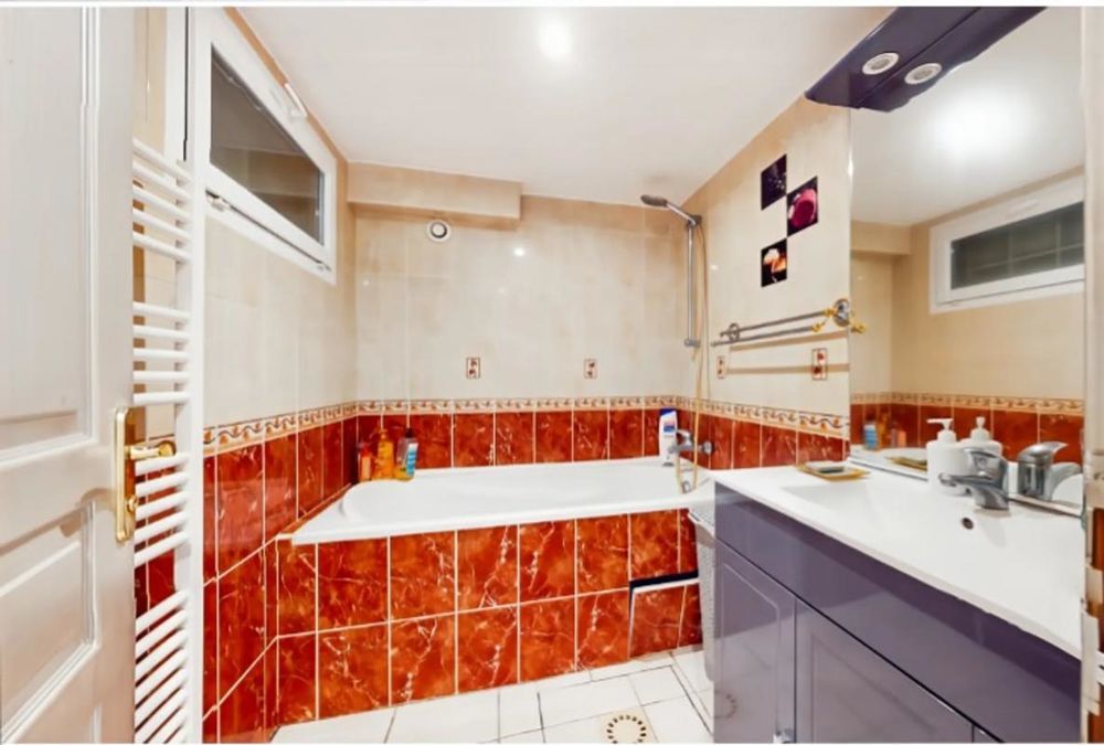 � vendre  Maison V�lizy-Villacoublay (78140)