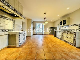  Maison � vendre 8 pi�ces 225 m�