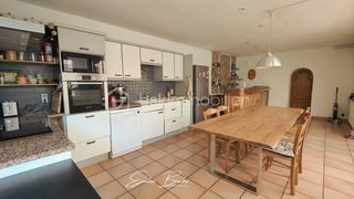  Propri�t�/ch�teau � vendre 10 pi�ces 190 m�