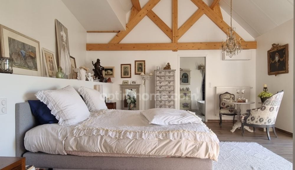 � vendre  Propri�t�/ch�teau Saint-Sim�on (77169)