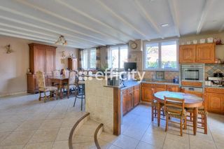  Maison � vendre 9 pi�ces 238 m�