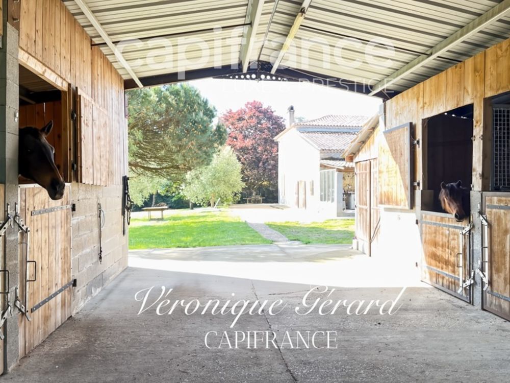 � vendre  Propri�t�/ch�teau Cursan (33670)