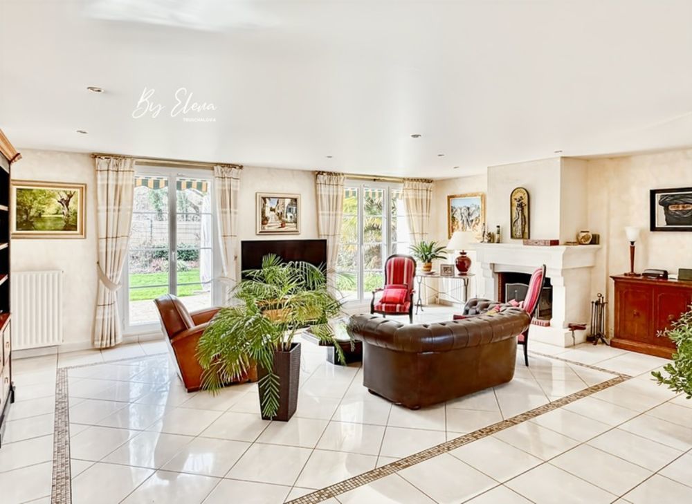 � vendre  Villa Bussy-Saint-Martin (77600)