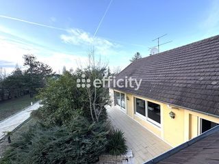  Maison � vendre 8 pi�ces 320 m�