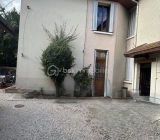  Immeuble � vendre 13 pi�ces 254 m�