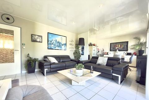   PFASTATT � Appartement 4 pi�ces avec garage, parking, cave et 2 balcons Appartement - 4 pi�ce(s) - 91 m�