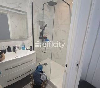  Appartement � vendre 5 pi�ces 57 m�