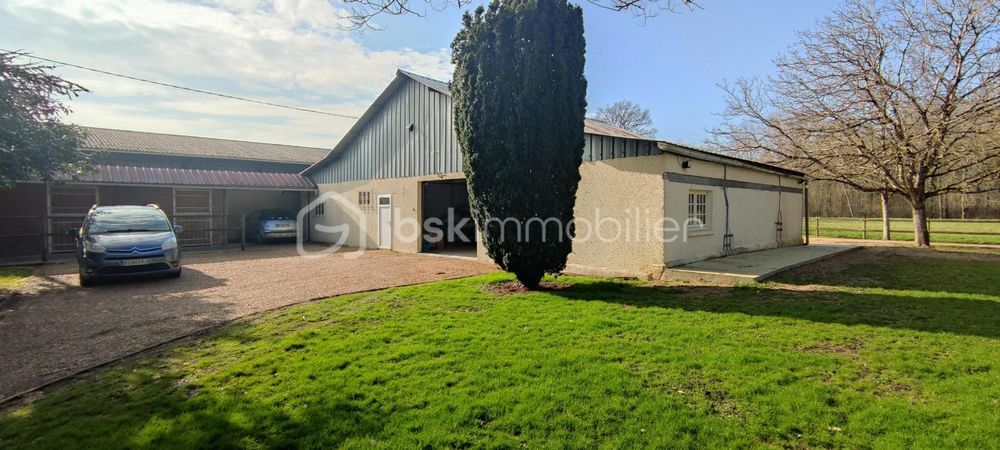 � vendre  Propri�t�/ch�teau Luynes (37230)