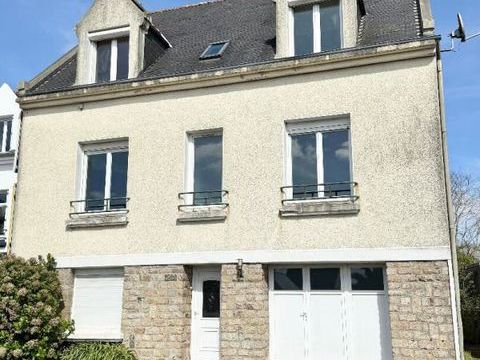   LE FOLGO�T Maison - 8 pi�ce(s) - 143 m�