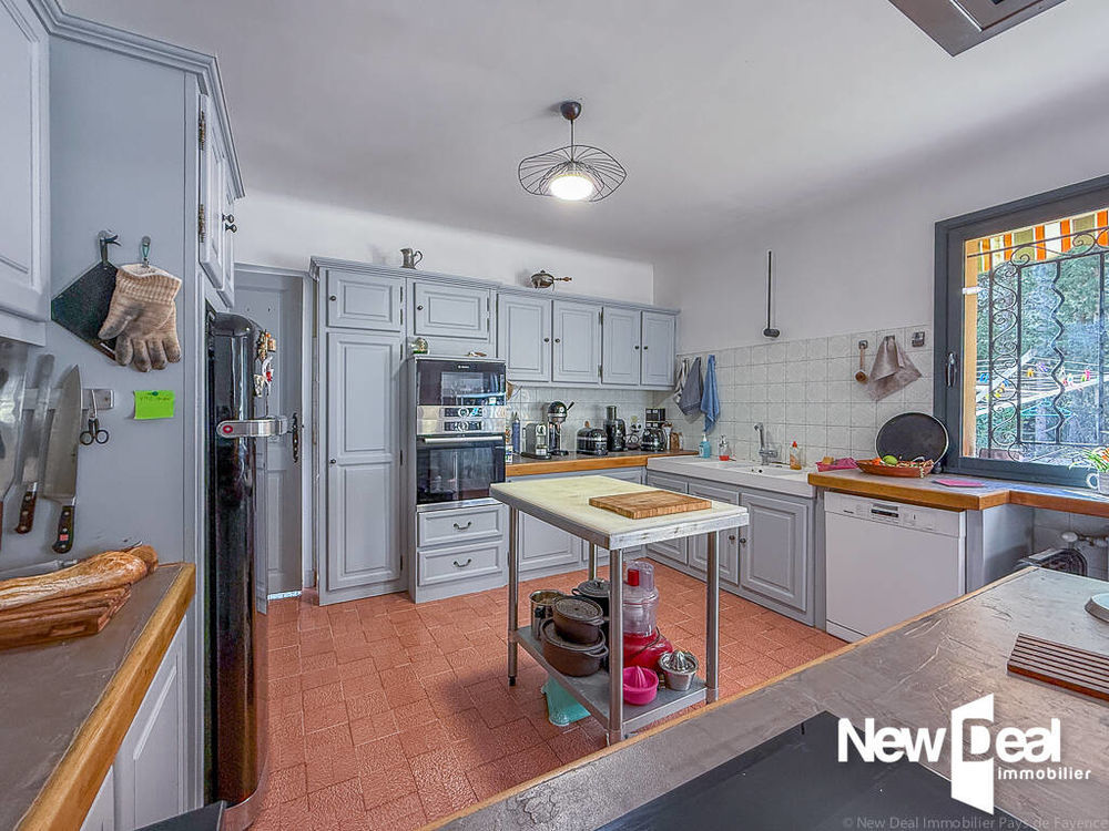 � vendre  Propri�t�/ch�teau Fayence (83440)