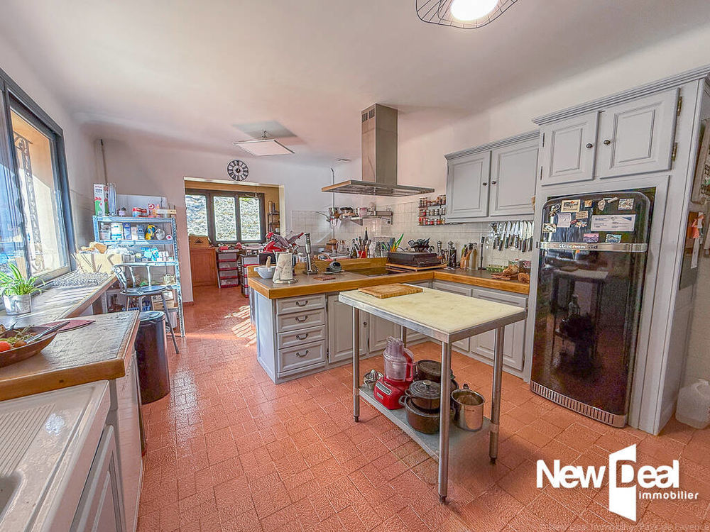 � vendre  Propri�t�/ch�teau Fayence (83440)