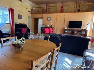  Maison � vendre 9 pi�ces 260 m�