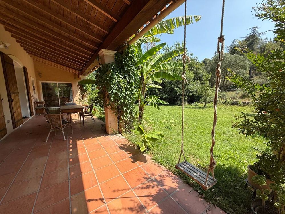 � vendre  Maison Paradou (13520)