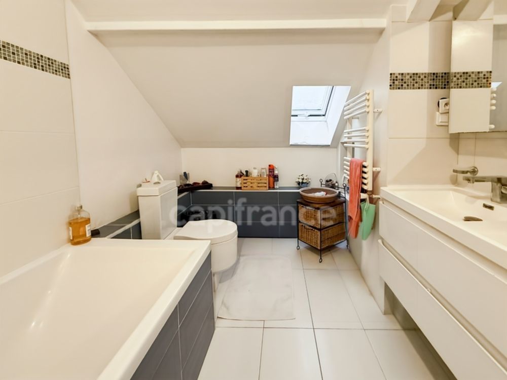 � vendre  Maison Pr�vessin-Mo�ns (01280)