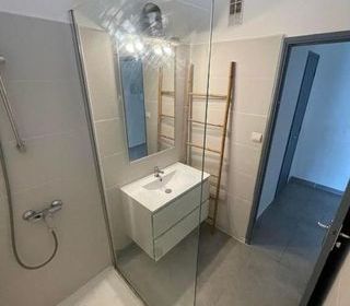  Appartement � louer 1 pi�ce 40 m�