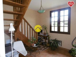  Propri�t�/ch�teau � vendre 6 pi�ces 130 m�