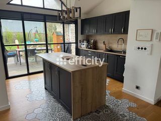  Maison � vendre 10 pi�ces 189 m�