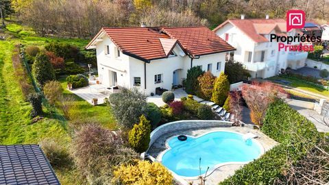   Maison 150m2 - 4 chambres - Sous-sol complet - Piscine Maison - 6 pi�ce(s) - 150 m�