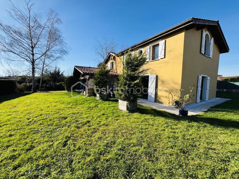 � vendre  Maison Montanay (69250)