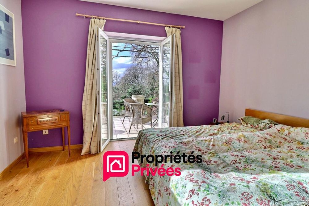 � vendre  Villa Uz�s (30700)