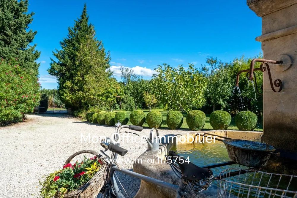 � vendre  Propri�t�/ch�teau Lamanon (13113)