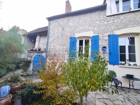   Maison � vendre 6 pi�ces proche de NEUILLY  (89) Maison - 6 pi�ce(s) - 149 m�