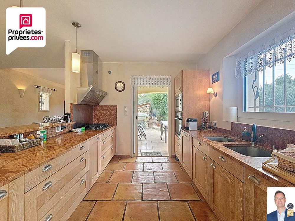 � vendre  Villa Saint-C�zaire-sur-Siagne (06530)