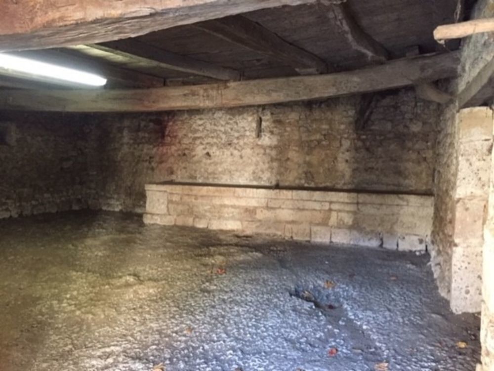 � vendre  Maison Roullet-Saint-Est�phe (16440)