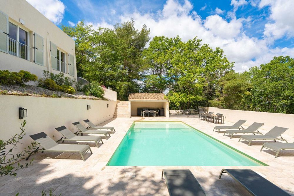 � vendre  Villa Mimet (13105)