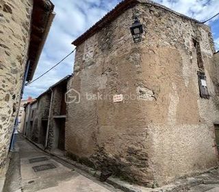  Remise / Grange � vendre 4 pi�ces 137 m�