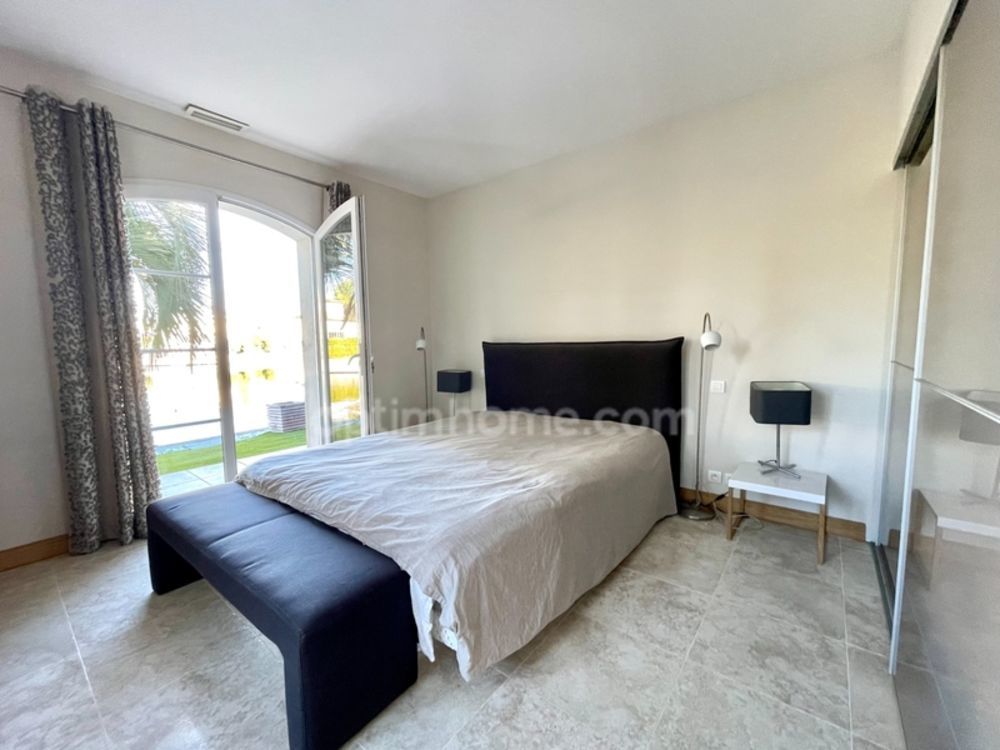 � vendre  Maison Aigues-Mortes (30220)