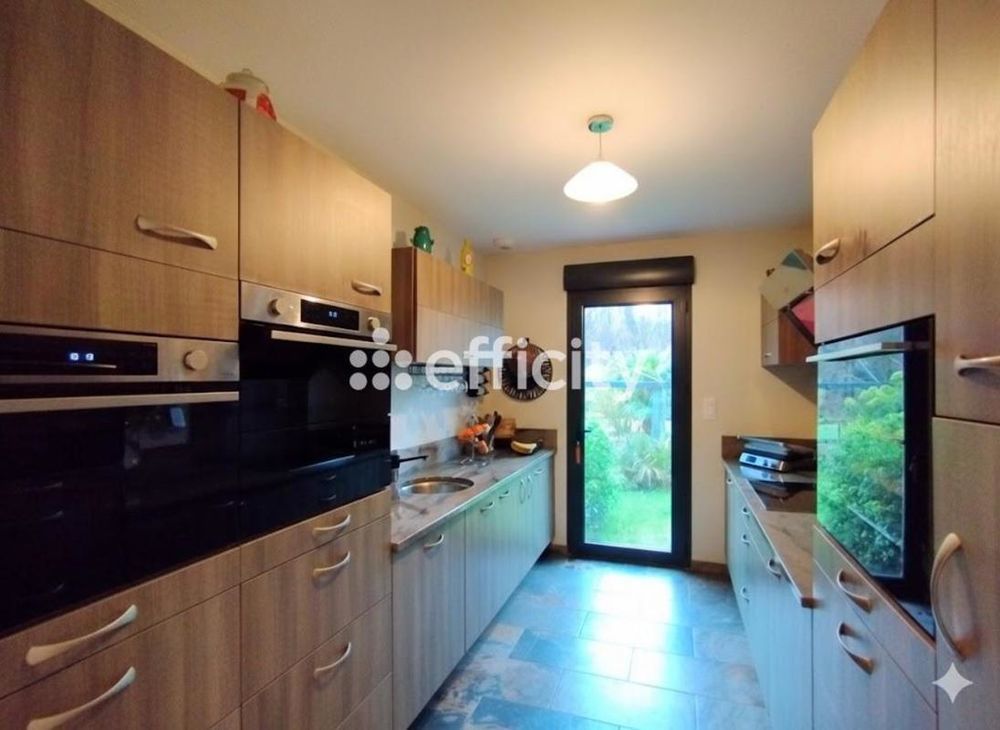 � vendre  Villa Orcemont (78125)