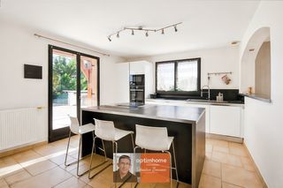  Maison � vendre 10 pi�ces 295 m�