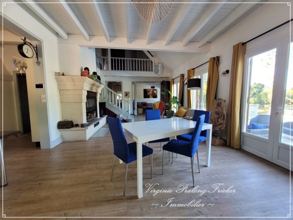 � vendre  Propri�t�/ch�teau Galgon (33133)