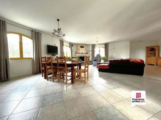  Maison � vendre 7 pi�ces 210 m�