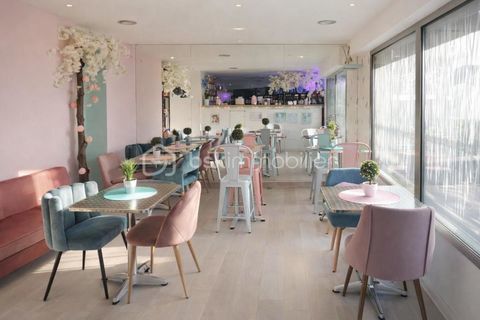 FR&Eacute;JUS PLAGE � LOCAL COMMERCIAL LIBRE DE 53 m&sup2; � EMPLACEMENT STRAT&Eacute;GIQUE 179000 83600 Frejus