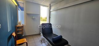  Immeuble � vendre 14 pi�ces 460 m�