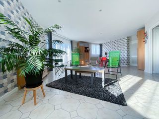  Appartement � vendre 6 pi�ces 136 m�