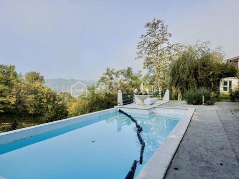   Villa 200 m� � Piscine � d�bordement � Terrain 2 500 m� � Aucun vis-�-vis Maison - 6 pi�ce(s) - 200 m�