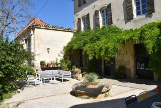  Propri�t�/ch�teau � vendre 15 + pi�ces 675 m�