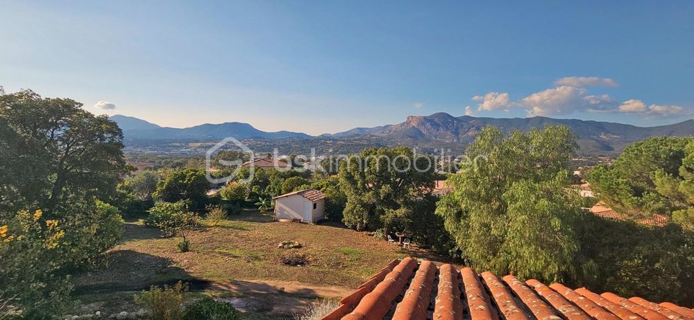 � vendre  Villa Cuttoli-Corticchiato (20167)