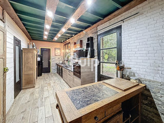  Propri�t�/ch�teau � vendre 13 pi�ces 249 m�