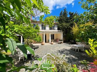  Propri�t�/ch�teau � vendre 12 pi�ces 305 m�