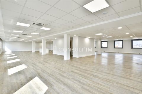 Surface de bureaux  de 795 m&sup2; non divisible &agrave; vendre dans un immeuble de bon standing 4400000 92100 Boulogne billancourt
