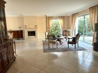  Villa � vendre 8 pi�ces 230 m�