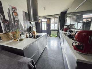  Maison � vendre 6 pi�ces 205 m�