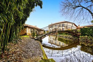  Immeuble � vendre 11 pi�ces 350 m�