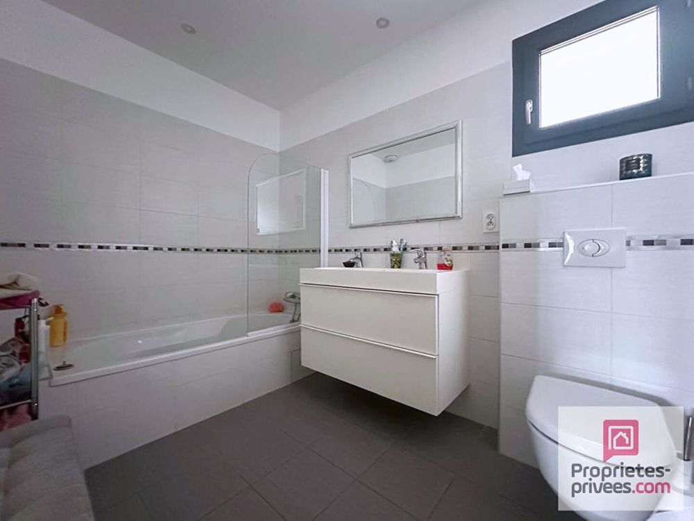 � vendre  Maison Bouc-Bel-Air (13320)